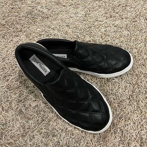 Steve Madden slip on sneakers